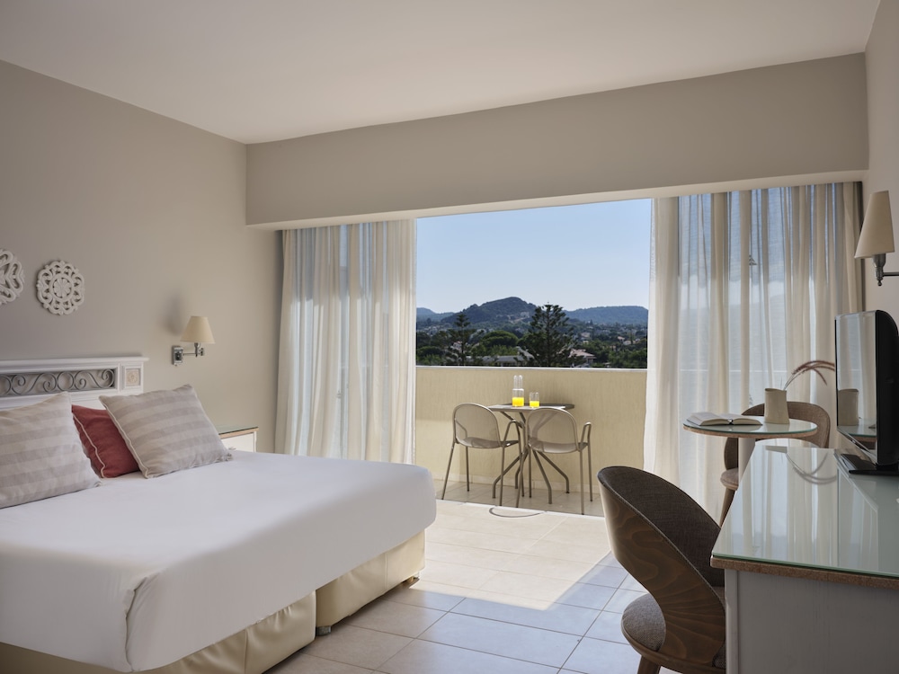 Atlantica Princess Hotel — Hotel rooms in Ialyssos, South Aegean