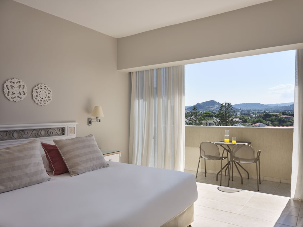 Atlantica Princess Hotel — Hotel rooms in Ialyssos, South Aegean