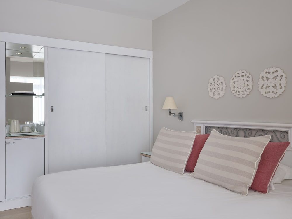Atlantica Princess Hotel — Hotel rooms in Ialyssos, South Aegean