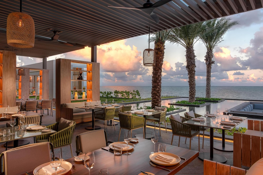 Waldorf Astoria Riviera Maya, an All-Inclusive Experience — Restaurant & bars in Puerto Morelos, Quintana Roo