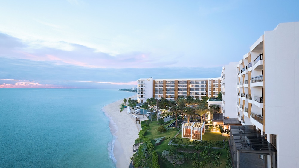Waldorf Astoria Riviera Maya, an All-Inclusive Experience — Hotel building in Puerto Morelos, Quintana Roo