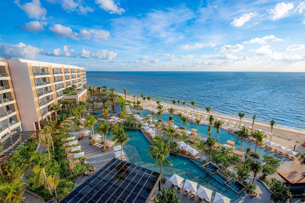 Waldorf Astoria Riviera Maya, an All-Inclusive Experience — Swimming pool in Puerto Morelos, Quintana Roo