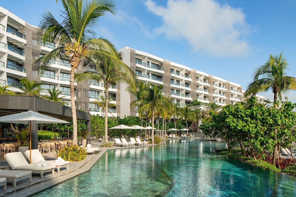 Waldorf Astoria Riviera Maya, an All-Inclusive Experience — Hotel building in Puerto Morelos, Quintana Roo