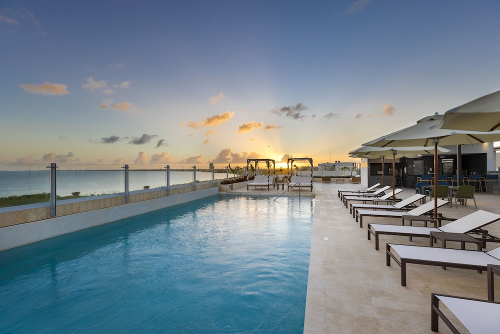Residence Inn by Marriott Cancun Hotel Zone — Main photo in Cancun, Quintana Roo