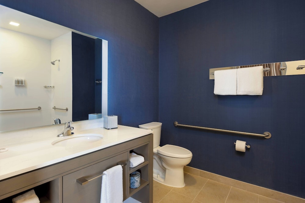 Residence Inn by Marriott Cancun Hotel Zone — Hotel rooms in Cancun, Quintana Roo