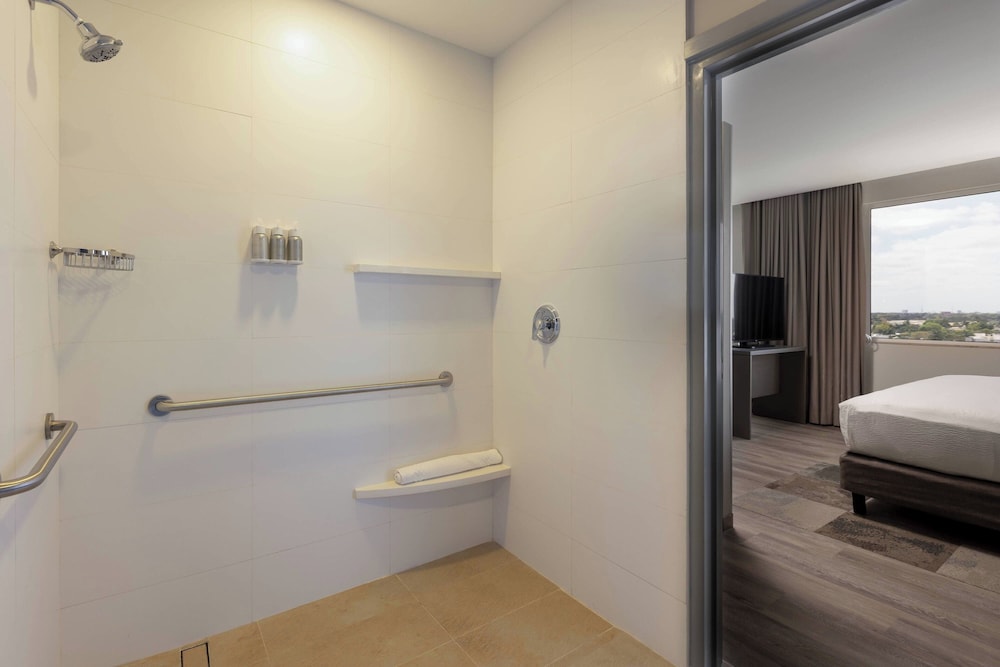 Residence Inn by Marriott Cancun Hotel Zone — Hotel rooms in Cancun, Quintana Roo