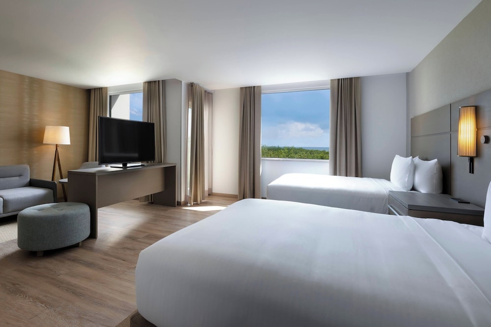 Residence Inn by Marriott Cancun Hotel Zone — Hotel rooms in Cancun, Quintana Roo