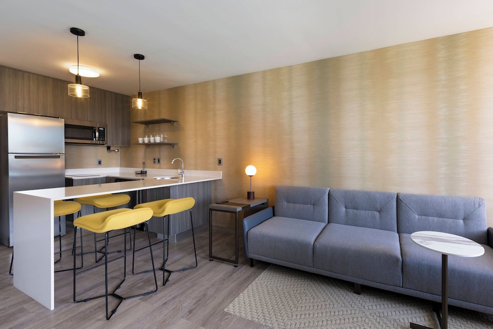 Residence Inn by Marriott Cancun Hotel Zone — Hotel rooms in Cancun, Quintana Roo