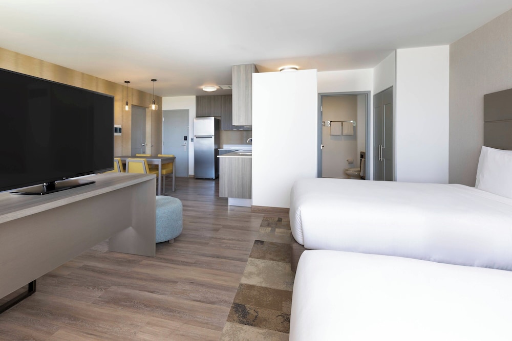 Residence Inn by Marriott Cancun Hotel Zone — Hotel rooms in Cancun, Quintana Roo