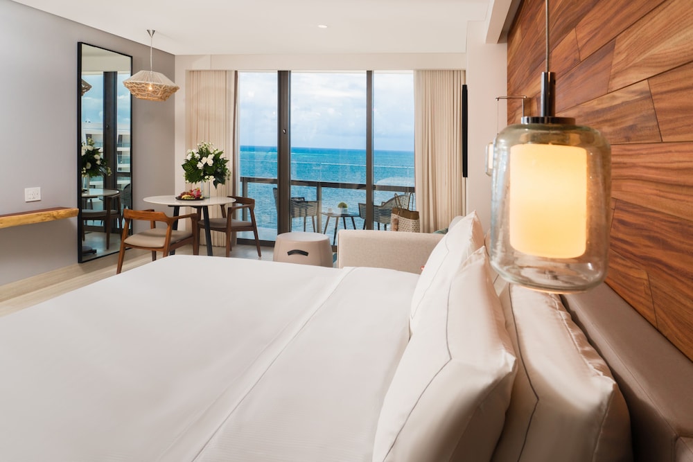 Hilton Cancun, an All-Inclusive Resort — Hotel rooms in Puerto Morelos, Quintana Roo
