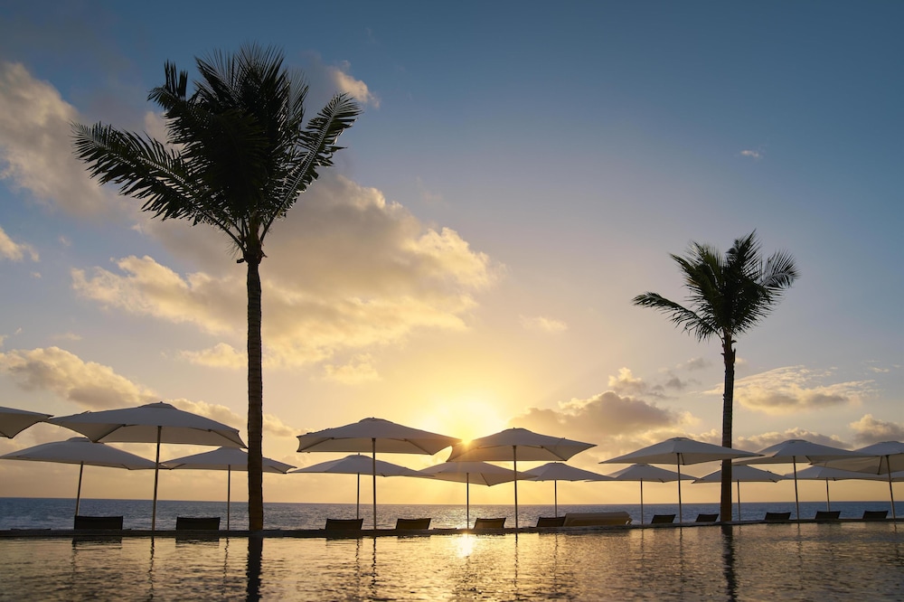 Hilton Cancun, an All-Inclusive Resort — Swimming pool in Puerto Morelos, Quintana Roo