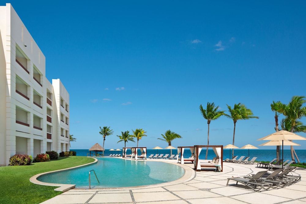 Dreams Puerto Morelos Resort & Spa - All Inclusive — Main photo in Puerto Morelos, Quintana Roo