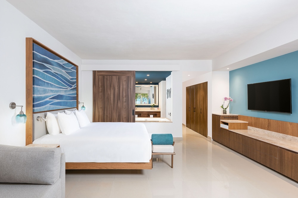 Dreams Puerto Morelos Resort & Spa - All Inclusive — Hotel rooms in Puerto Morelos, Quintana Roo