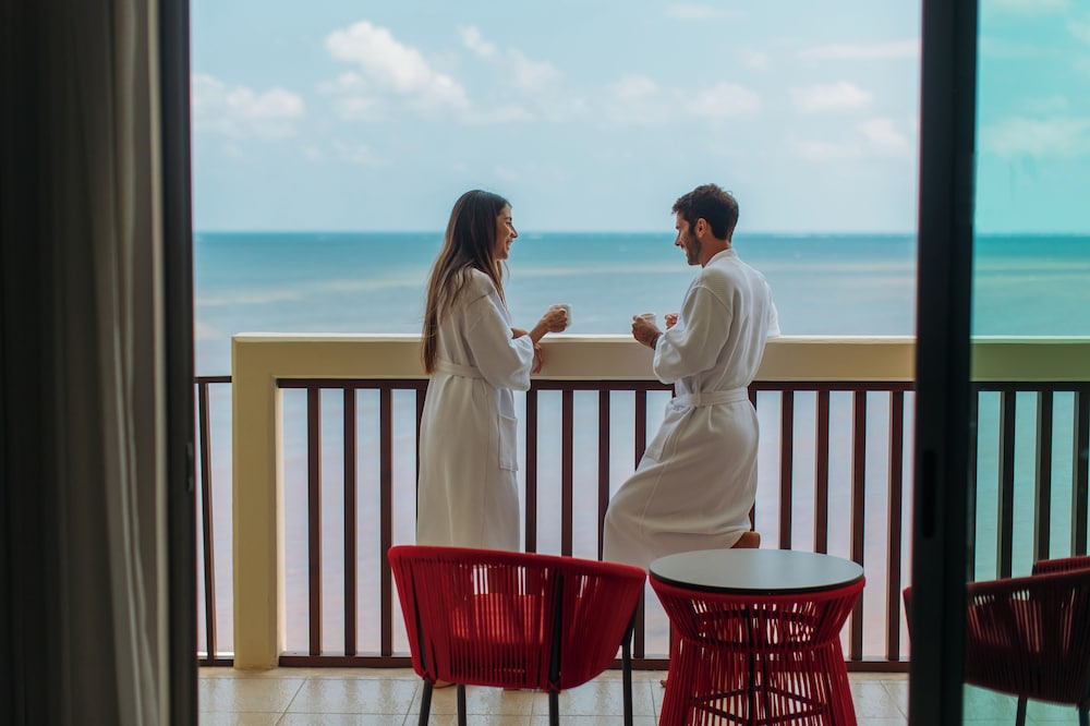 Dreams Puerto Morelos Resort & Spa - All Inclusive — Hotel rooms in Puerto Morelos, Quintana Roo