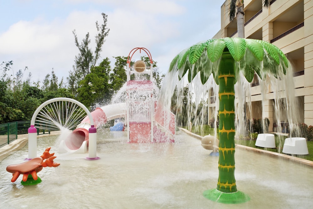 Dreams Puerto Morelos Resort & Spa - All Inclusive — Attractions for children in Puerto Morelos, Quintana Roo