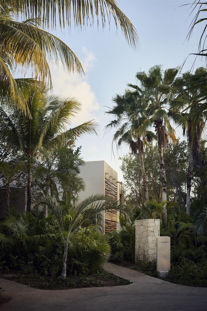 Alila Mayakoba by Hyatt — Hotel building in Playa del Carmen, Quintana Roo