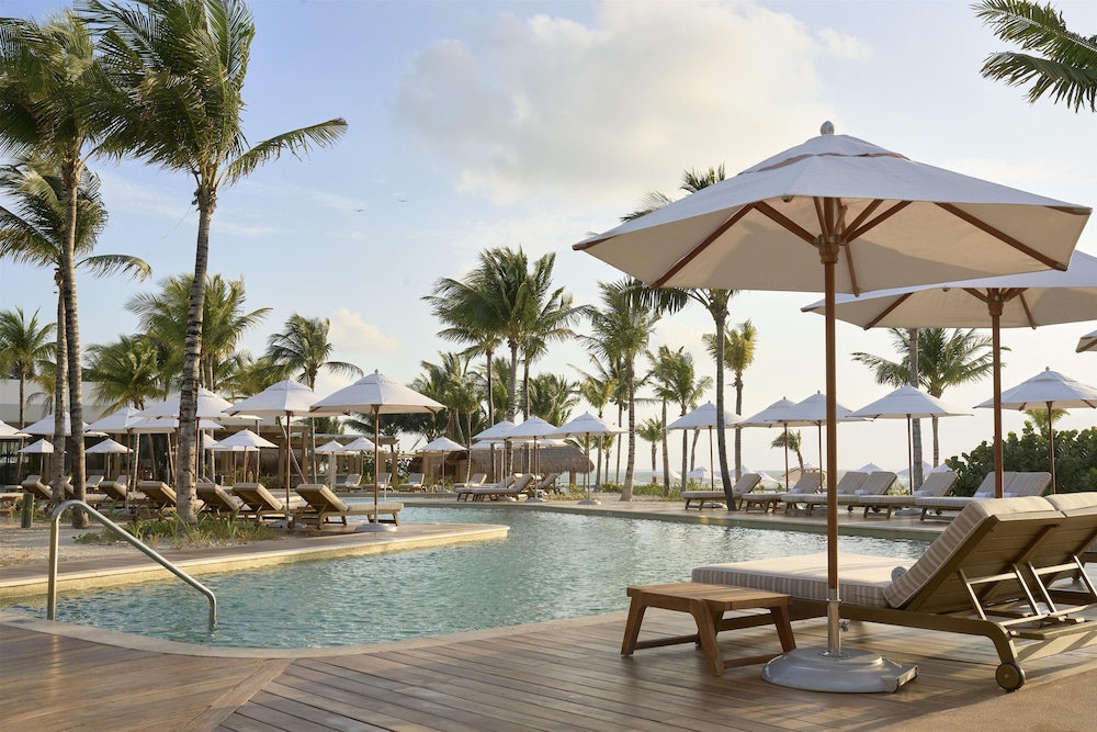 Alila Mayakoba by Hyatt — Swimming pool in Playa del Carmen, Quintana Roo
