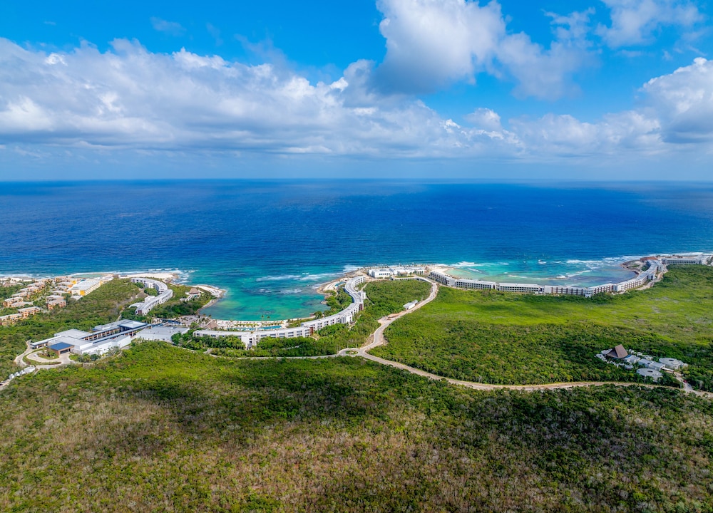 Hilton Tulum Riviera Maya All-Inclusive Resort — Attractions in the area in Akumal, Quintana Roo