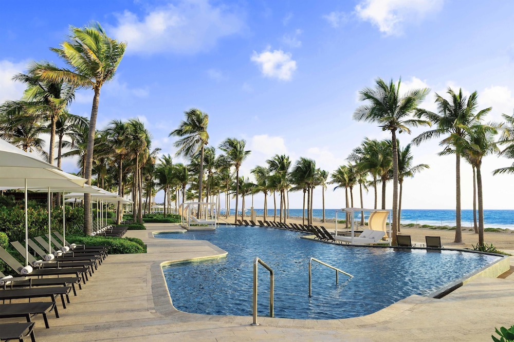 Hilton Tulum Riviera Maya All-Inclusive Resort — Swimming pool in Akumal, Quintana Roo