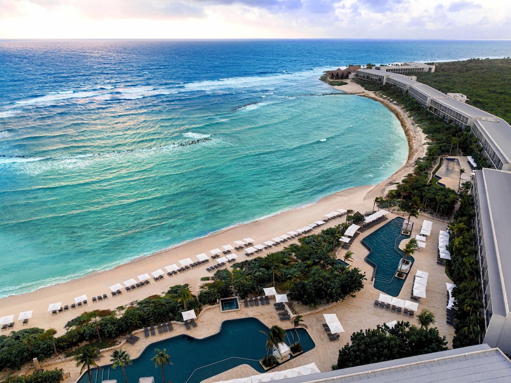 Hilton Tulum Riviera Maya All-Inclusive Resort — Main photo in Akumal, Quintana Roo