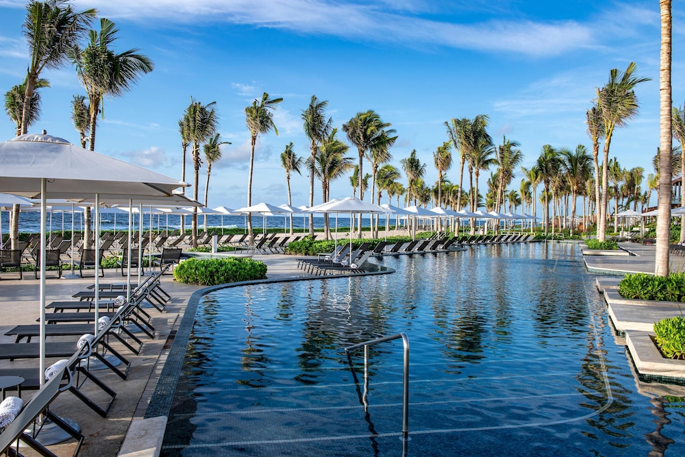 Hilton Tulum Riviera Maya All-Inclusive Resort — Swimming pool in Akumal, Quintana Roo