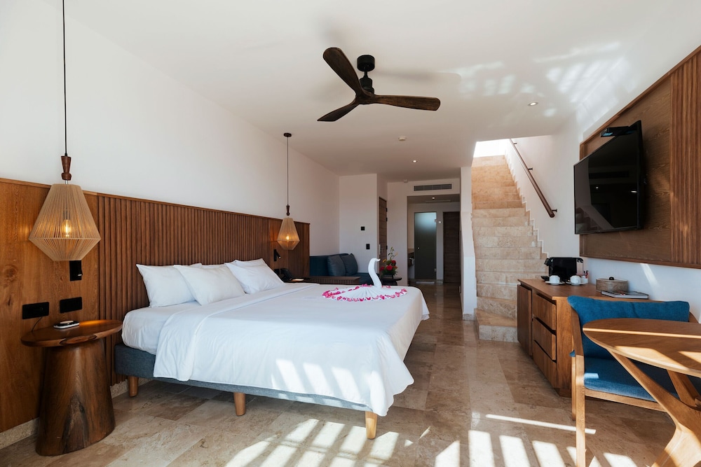 Akumal Bay Beach & Spa Resort All Inclusive — Hotel rooms in Akumal, Quintana Roo