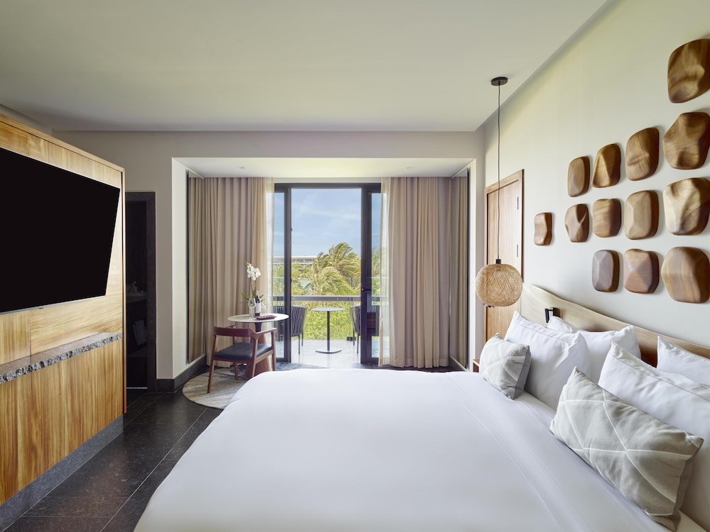 Conrad Tulum Riviera Maya, an All-Inclusive Experience — Hotel rooms in Akumal, Quintana Roo