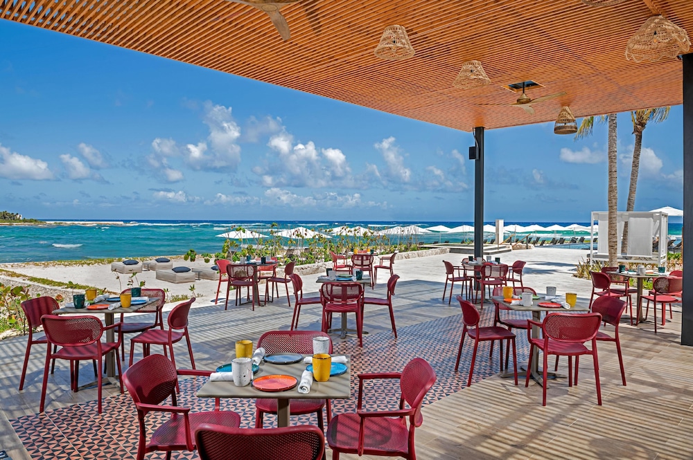 Conrad Tulum Riviera Maya, an All-Inclusive Experience — Restaurant & bars in Akumal, Quintana Roo