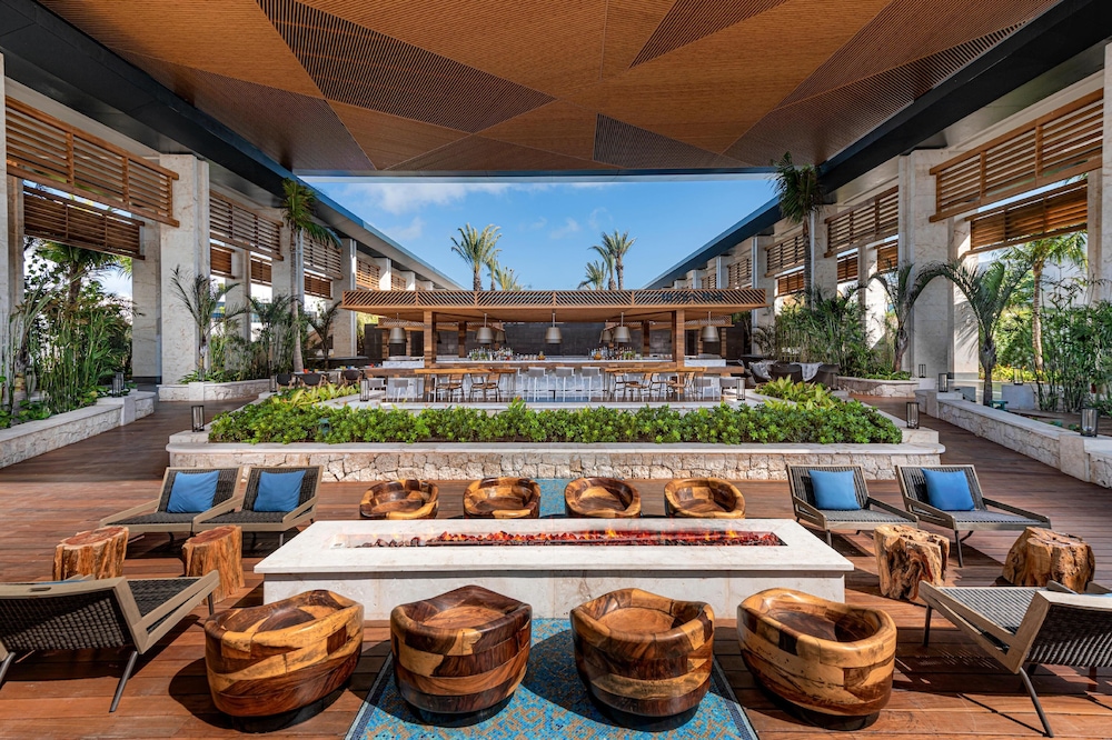 Conrad Tulum Riviera Maya, an All-Inclusive Experience — Restaurant & bars in Akumal, Quintana Roo