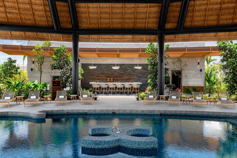 Conrad Tulum Riviera Maya, an All-Inclusive Experience — Swimming pool in Akumal, Quintana Roo