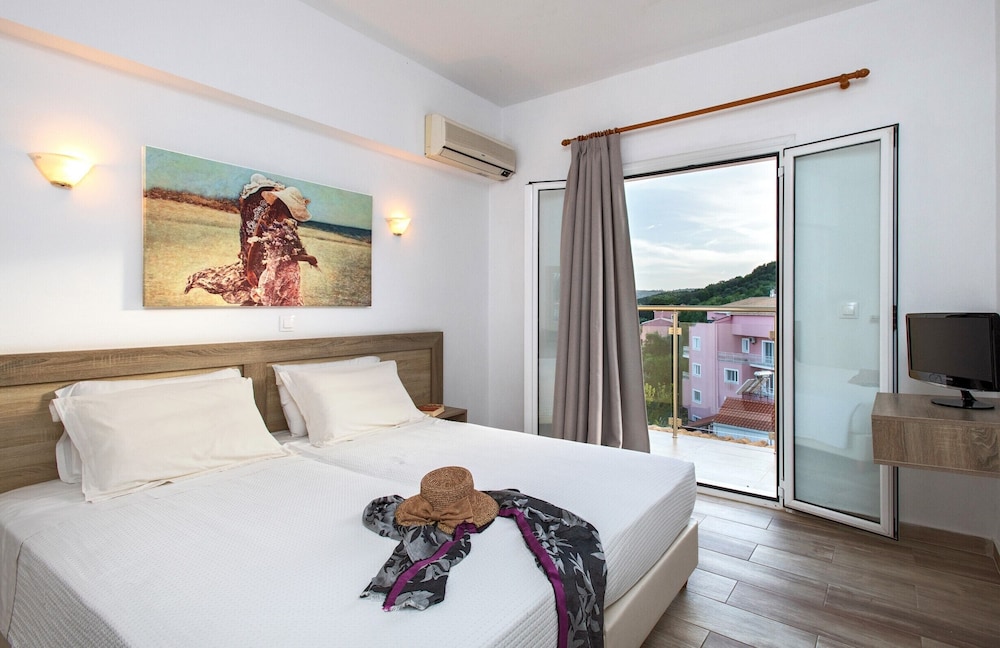 Corfu Pelagos Hotel — Hotel rooms in Moraitika, Ionian Islands