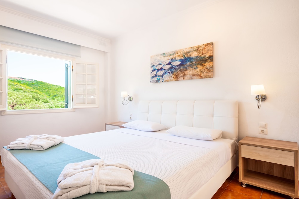 Corfu Pelagos Hotel — Hotel rooms in Moraitika, Ionian Islands