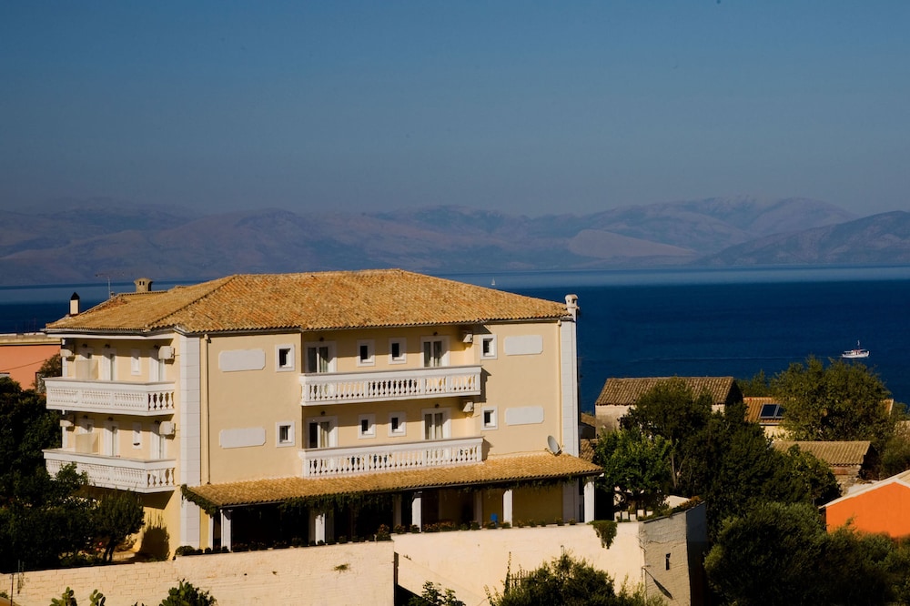 Corfu Pelagos Hotel — Hotel building in Moraitika, Ionian Islands