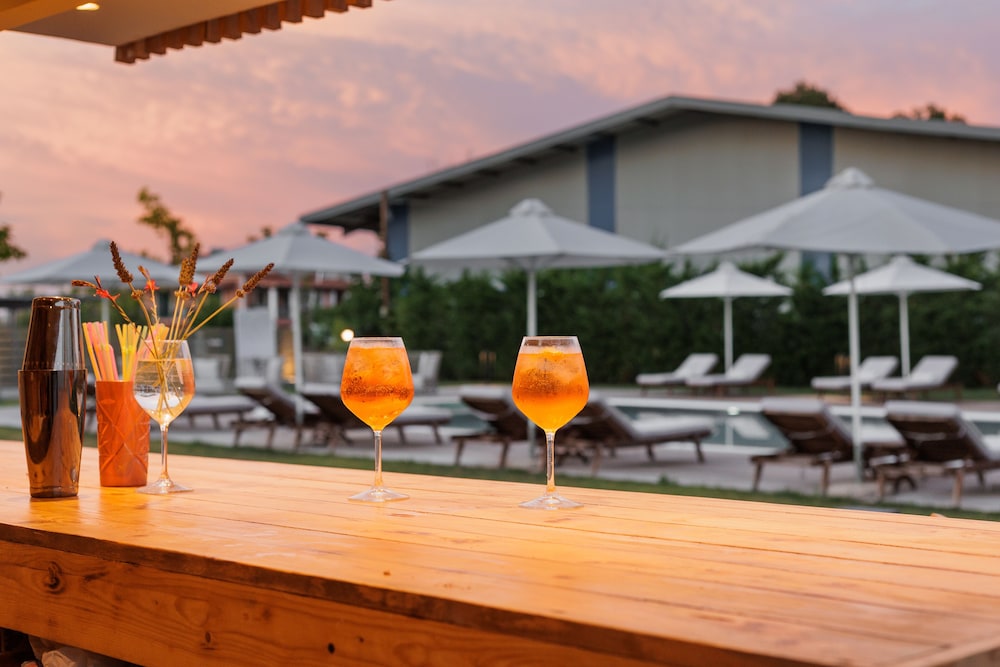 V Luxury Suites — Restaurant & bars in Perama (Corfu), Ionian Islands