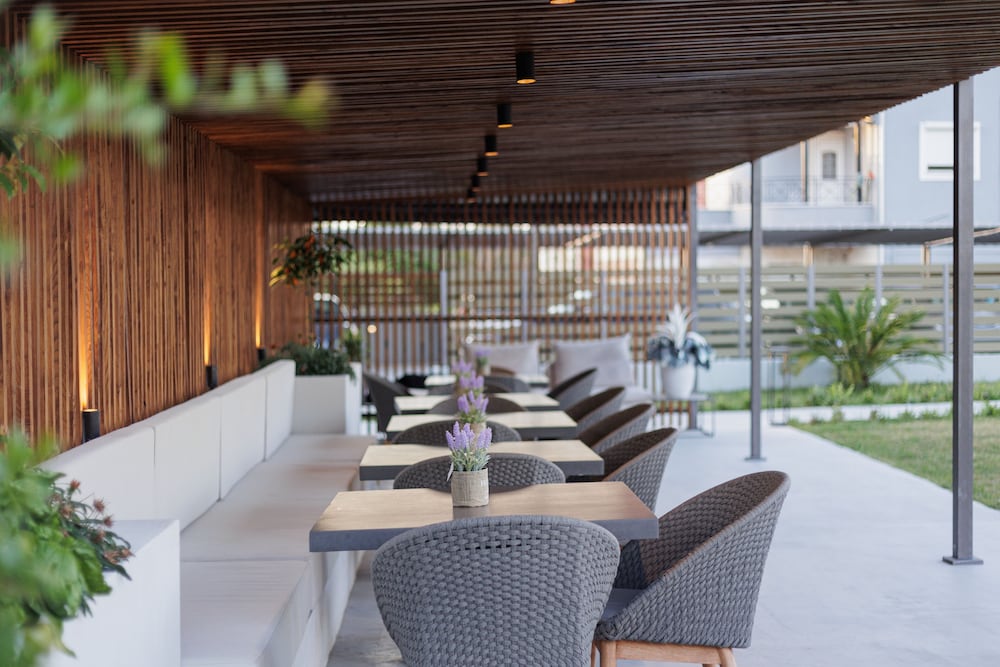 V Luxury Suites — Restaurant & bars in Perama (Corfu), Ionian Islands