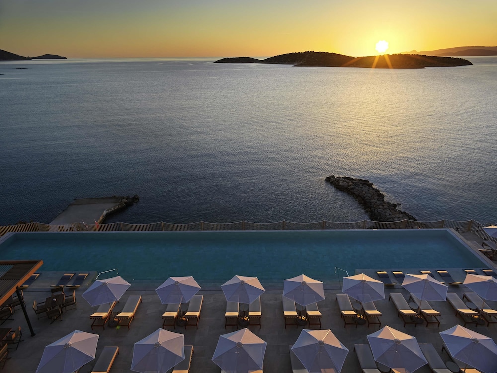 NIKO Seaside Resort MGallery - Adults Only — Swimming pool in Ammoudara (Agios Nikolaos)