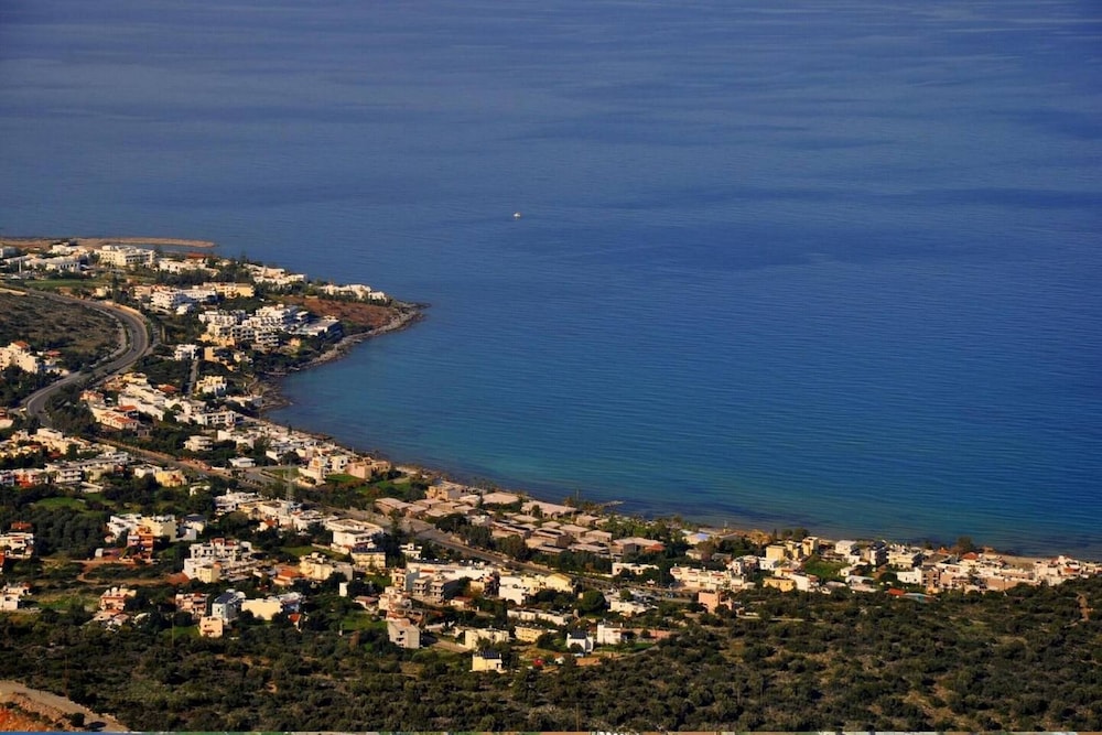 Del Mar Apartments in Stalis — Attractions in the area in Stalida