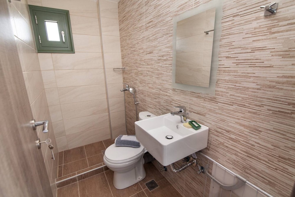 Del Mar Apartments in Stalis — Hotel rooms in Stalida