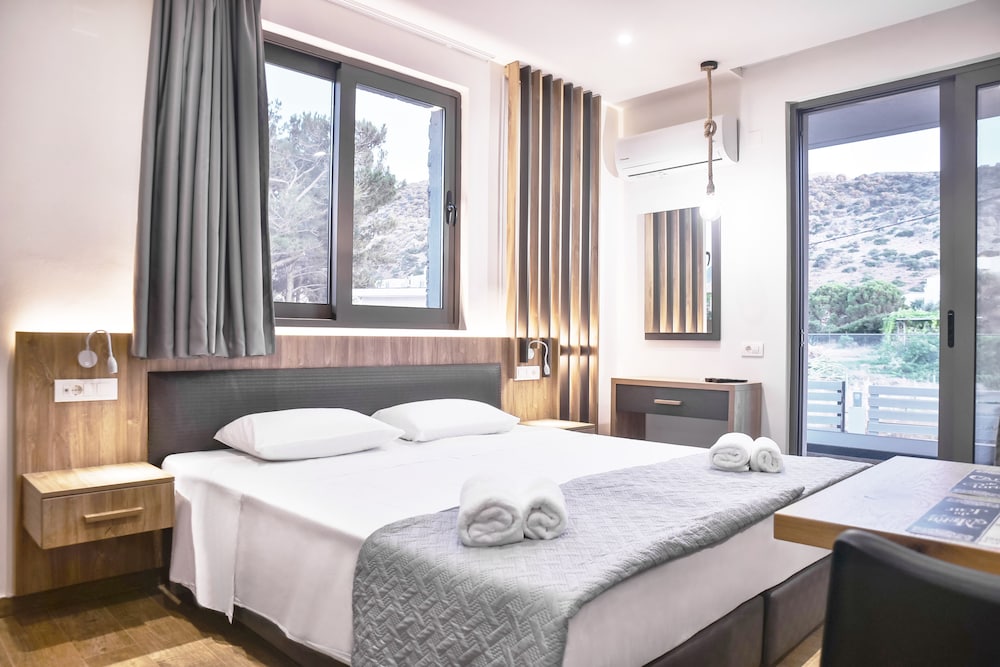 Del Mar Apartments in Stalis — Hotel rooms in Stalida