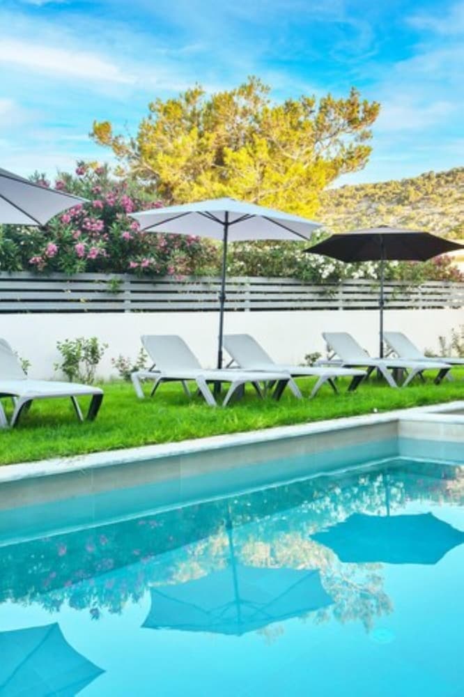 Del Mar Apartments in Stalis — Main photo in Stalida