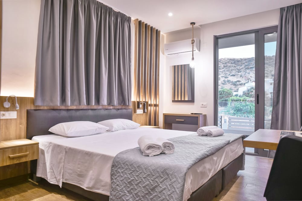Del Mar Apartments in Stalis — Hotel rooms in Stalida