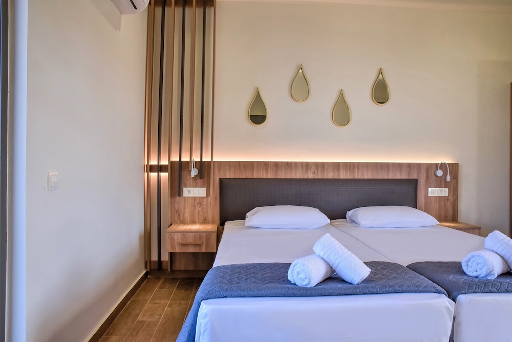 Del Mar Apartments in Stalis — Hotel rooms in Stalida
