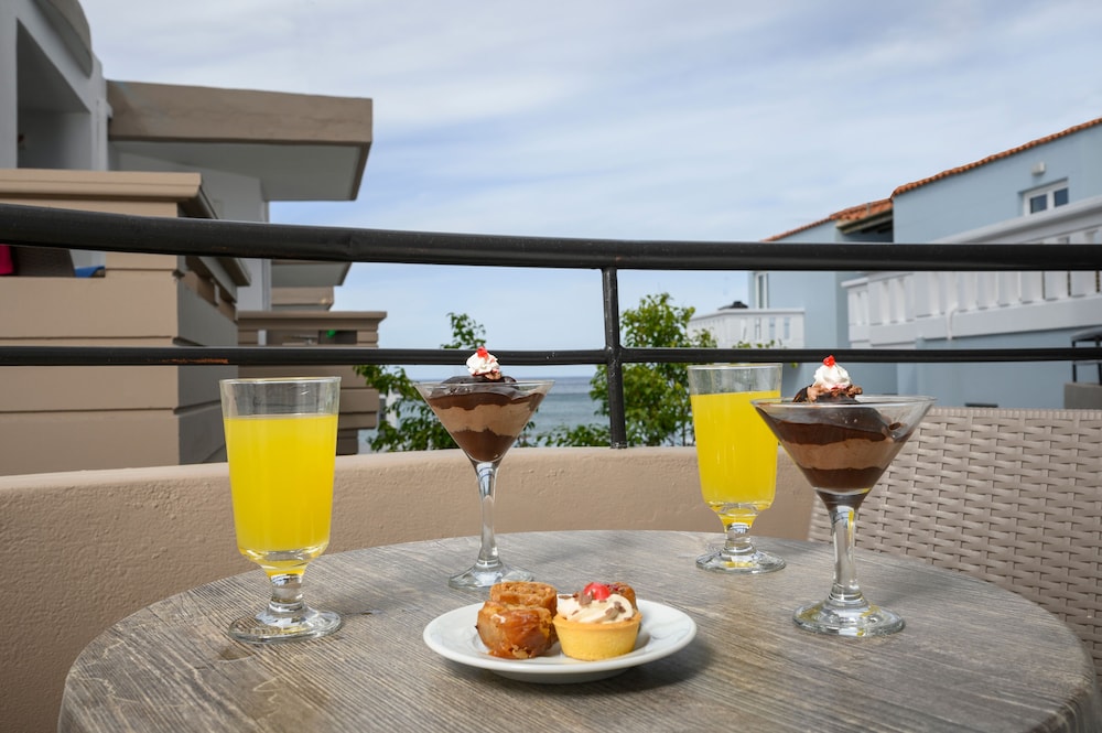 Mare Blue & Suites — Rooms in Georgioupolis