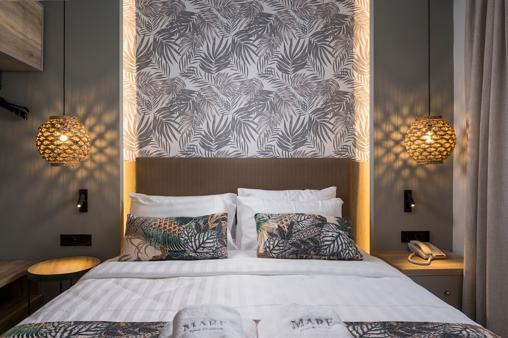 Mare Blue & Suites — Rooms in Georgioupolis