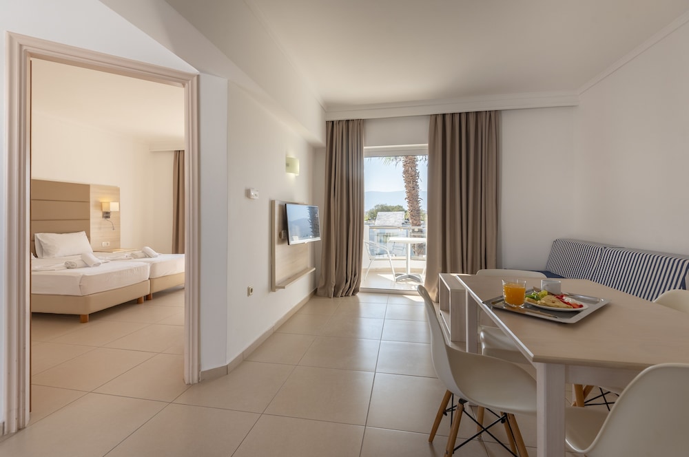 Aegean Blu Kos — Hotel rooms in Kos Town, South Aegean