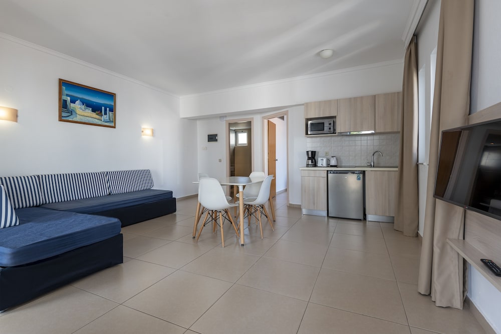Aegean Blu Kos — Hotel rooms in Kos Town, South Aegean