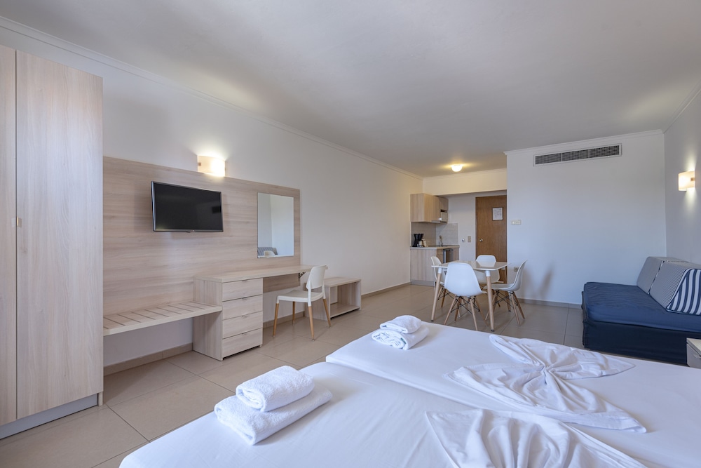 Aegean Blu Kos — Hotel rooms in Kos Town, South Aegean