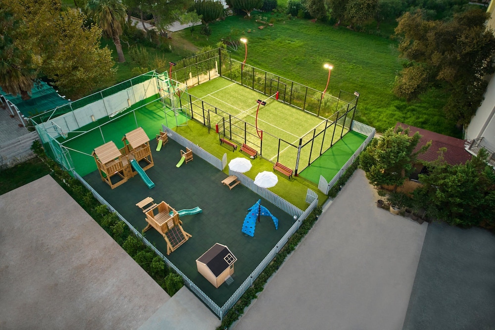 Tsilivi Beach Hotel — Sports & recreation in Tsilivi, Ionian Islands