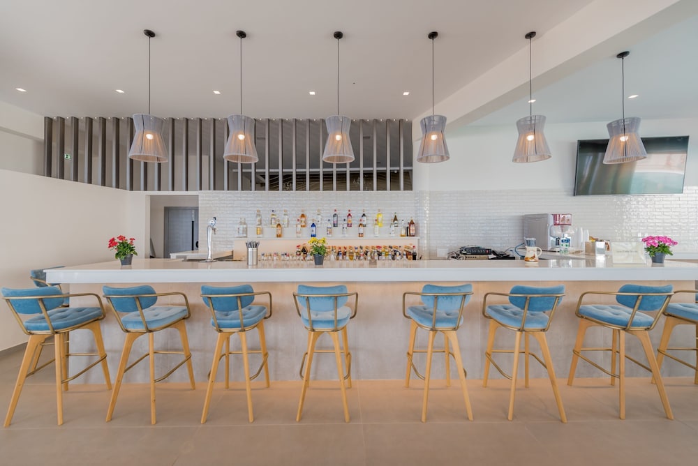 Tsilivi Beach Hotel — Restaurant & bars in Tsilivi, Ionian Islands
