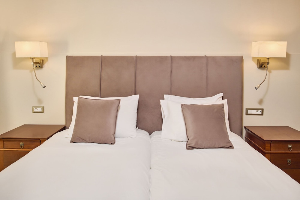 Tsilivi Beach Hotel — Hotel rooms in Tsilivi, Ionian Islands